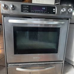 Kitchen Aid Electric Oven (Used-Like New) 