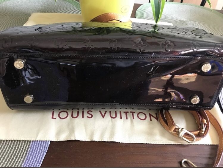 Louis Vuitton Vernis Brea MM NM Cerise Cherry – Colleni