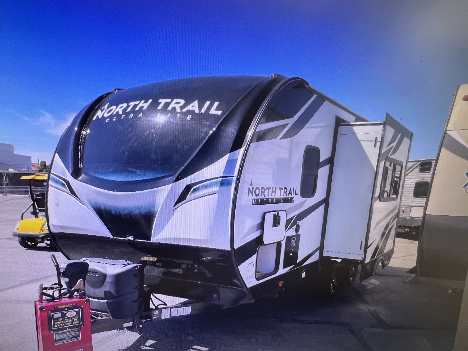 2022 NORTH TRAIL 21RBSS