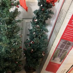Christmas Tree 20 Each 