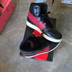Air Jordan 1 High Defiant 