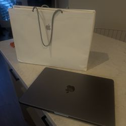 MacBook Air 2024 15” M3 