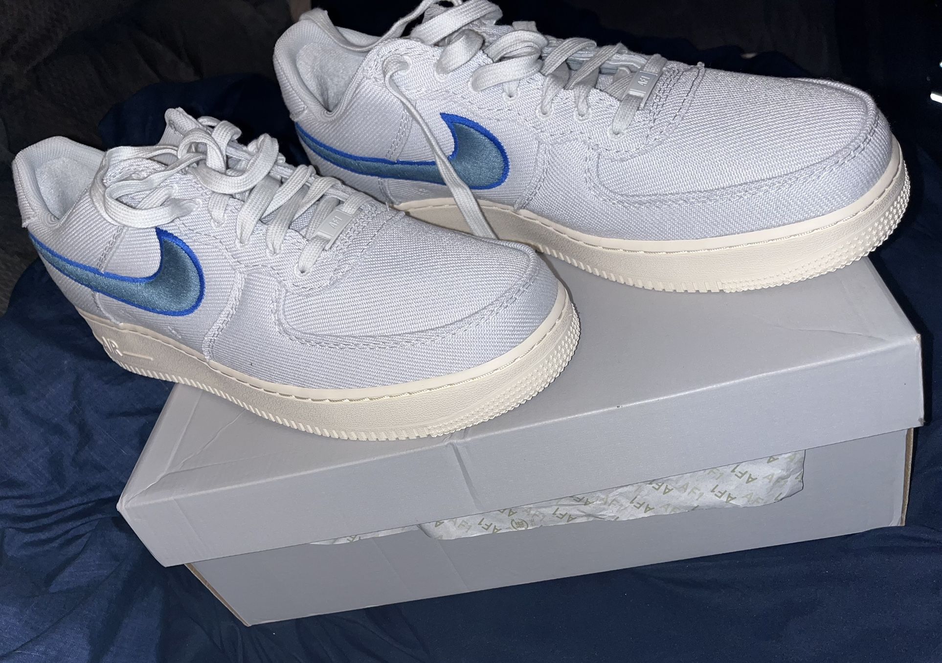 Nike Air Force 1 Low Canvas Photon Dust/ Smokey Blue (Men’s Size 13)