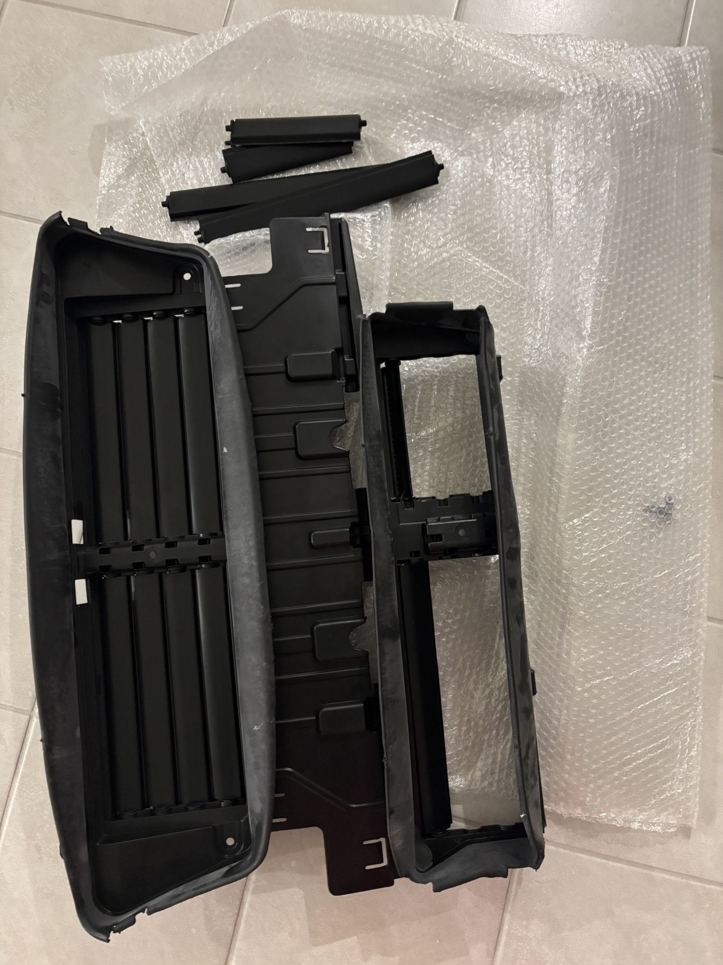 Shutter Vane Radiator Radiator Support Shutter for Sale in Phoenix, AZ - OfferUp