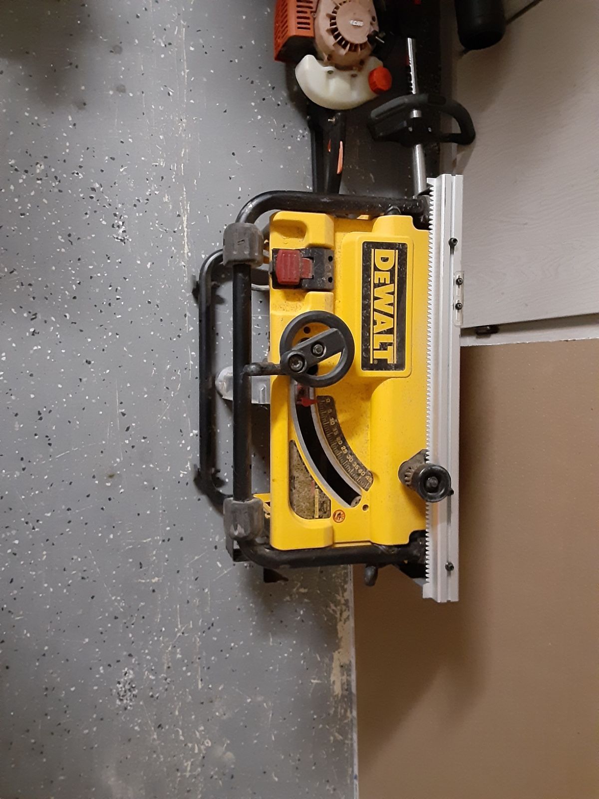 Dewalt Corded Portable Table Saw