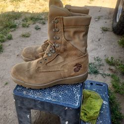 Military Boots Size 8.5w