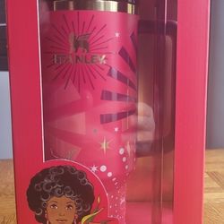 BARBIE X STANLEY 80S DYNAMITE
40 OZ QUENCHER