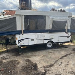 2010 Coleman Sun Valley