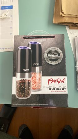 Parini Gravity Activated Spice Mill Set with LED Illumination