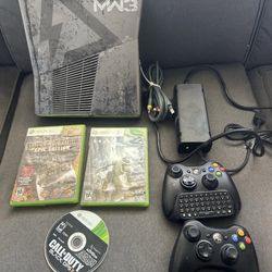 Call Of Duty Modern Warfare 3 MW3 Xbox 360 Console W/ Controllers & 320GB Hard Drive Tested Working