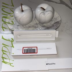 Apple Pencil Pro in Elegant White!