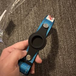 AirTag Dog Collar (NEW) Size Medium $10