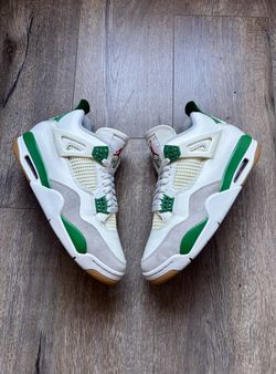 Jordan 4 Retro SB Pine Green Mens Size 9.5