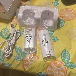 Wii Charging Station With Battery 