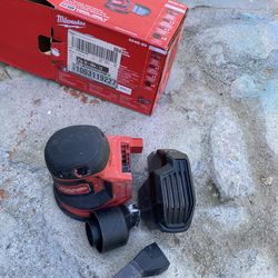 Milwaukee sander used