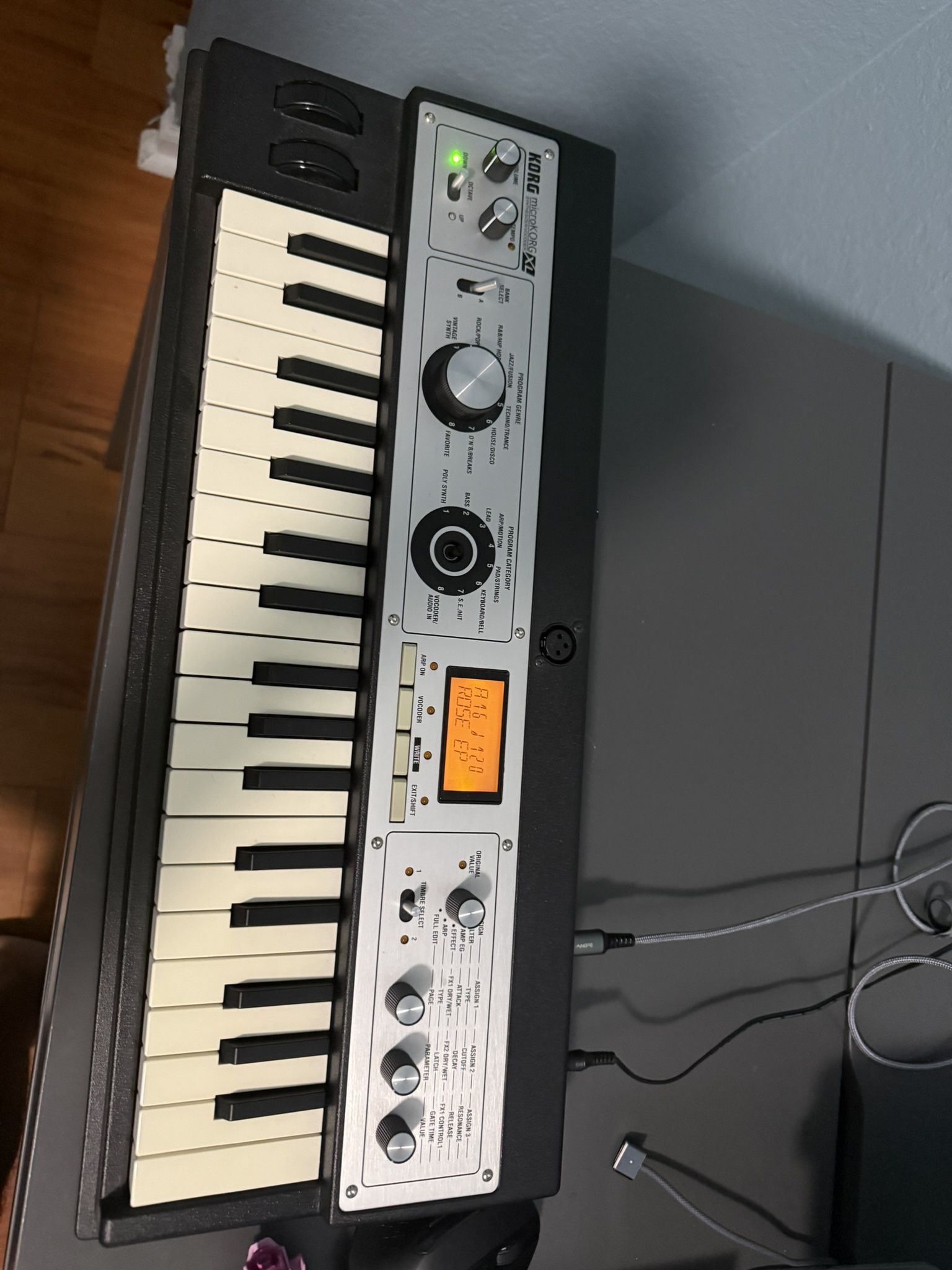 KORG MIDI KEPYBOARD
