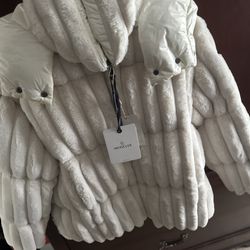 MONCLER WOMEN JACKET