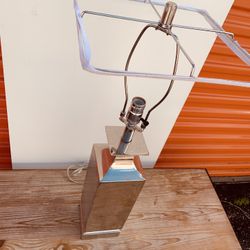 Chrome Heavy Lamp 