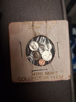 Mini coin set