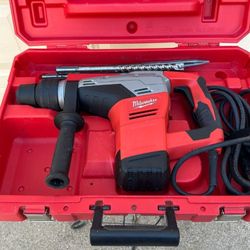 MILWAUKEE HAMMER DRILL 