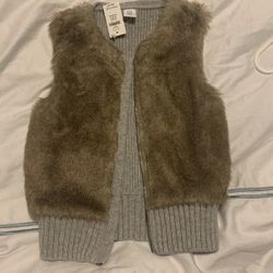 Brand New Baby Girl 5T Faux Fur Vest