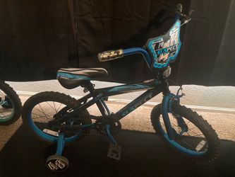 2 Dynacraft Suspect Kids BMX Bike with Training Wheels
