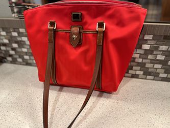 Dooney & Bourke Tote