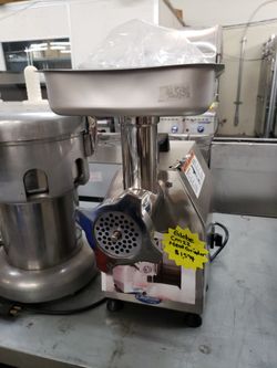 New Globe CM22 Meat Grinder 