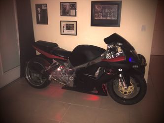 Gsxr 750