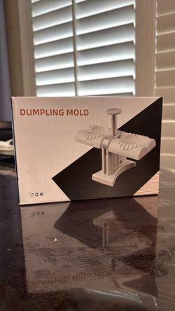 Dumpling mold