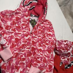 Bape Hoodie An Hat Medium 