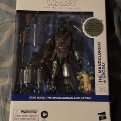STAR WARS The Black Series The Mandalorian & Grogu action figure