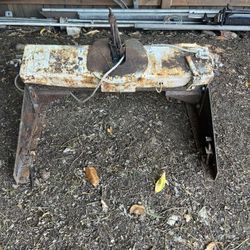 5th Wheel Trailer Hitch 