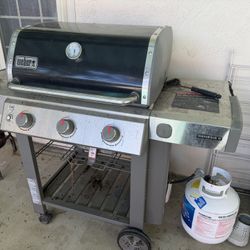 Weber Grill & Propane Tank