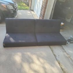 Collapsible Futon With Legs