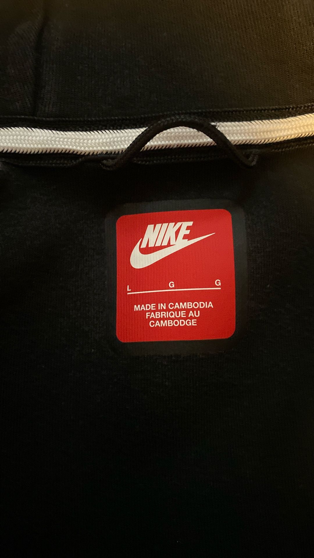 Black Nike Tech