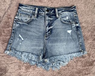 Windsor High-Rise Distressed Denim Shorts – Size S – Fringe Hem, Light Wash