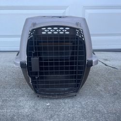 Plastic Portable Pet Carrier