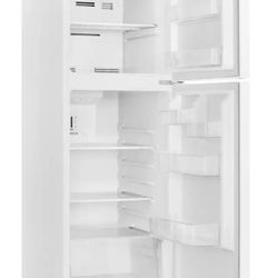 Vissani 10.1 cu. ft. Top Freezer Refrigerator in White. 