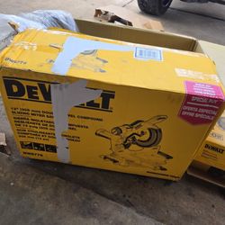 Dewalt Dws779 12 In Miter Saw New $380 Price FIRM/ Nueva PRECIO FIRME $380
