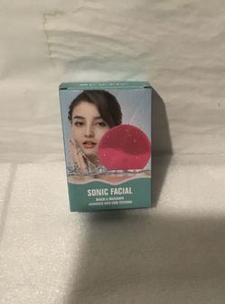 Facial Exfoliate MEBA Sonic Facial Brush and Massage