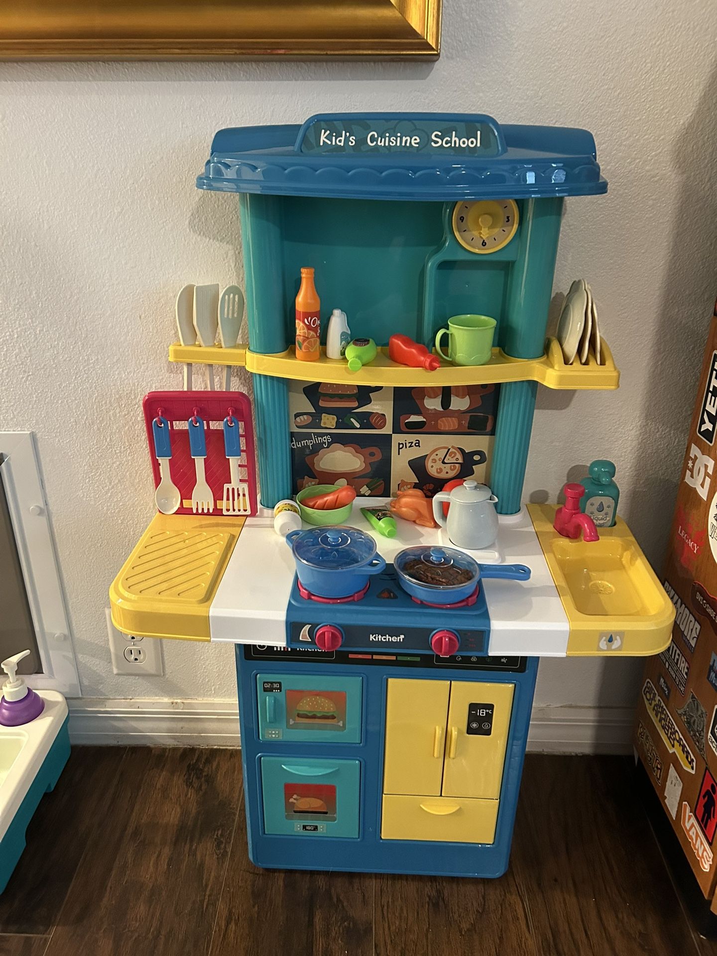 TEMI Kids Kitchen