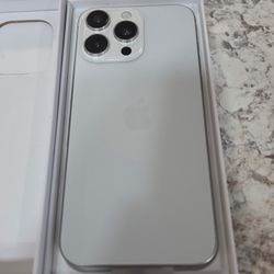 iphone 16 Pro Max White