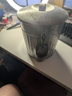 Ice bucket