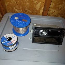 Car Radio And Speaker Wire 