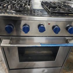NXR 30” Gas Range – Fully Working – Great Deal 🔥
Used NXR 30-inch gas range in good working condition.
✅ Gas cooktop
✅ 30 inch size
✅ Oven works grea