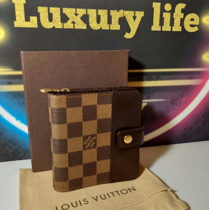 Louis Vuitton Wallet Compact Zip Damier