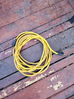 Extension cord 25ft. 12 guage