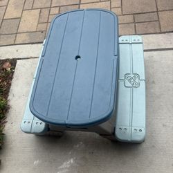 Picnic table, small sitting table for young toddlers