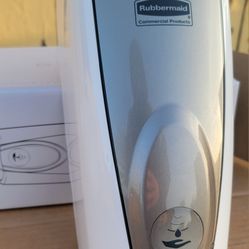 New Rubbermaid Commercial Product Autofoam Dispenser - $10 each, > 40 available 